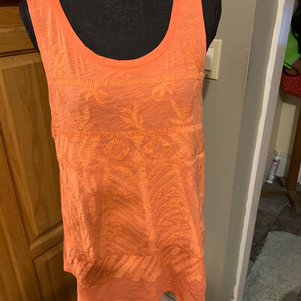 NWOT orange 🍊 top so soft and pretty